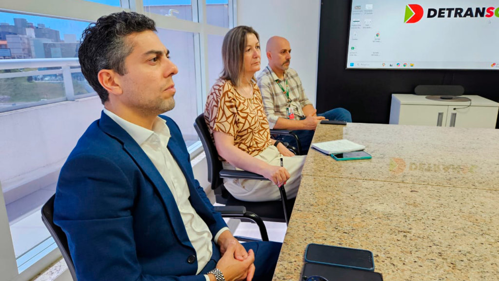 DETRAN/SC e CIASC alinham entregas estratégicas para modernização dos serviços de trânsito no Estado